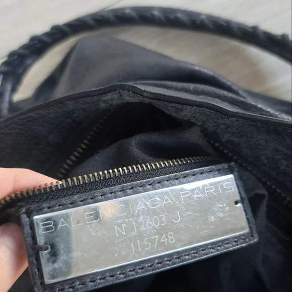 Vintage Balenciaga leather bag - Picture 4 of 6